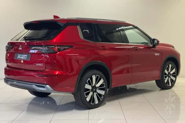 Mitsubishi Outlander (2026) thumbnail 2
