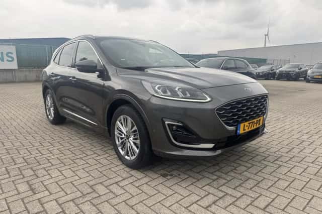 Ford Kuga (2021) thumbnail 5