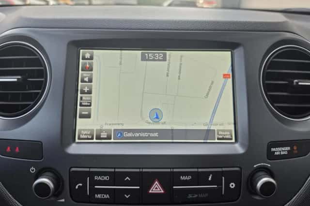Hyundai i10 (2018) thumbnail 2