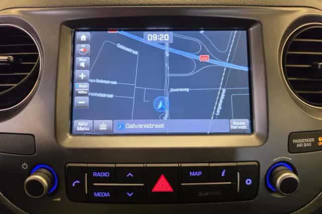 Hyundai i10 (2018) thumbnail 2