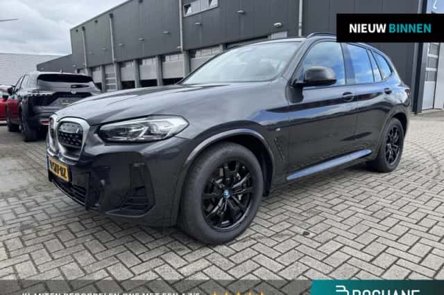 BMW iX3 (2022) thumbnail 1