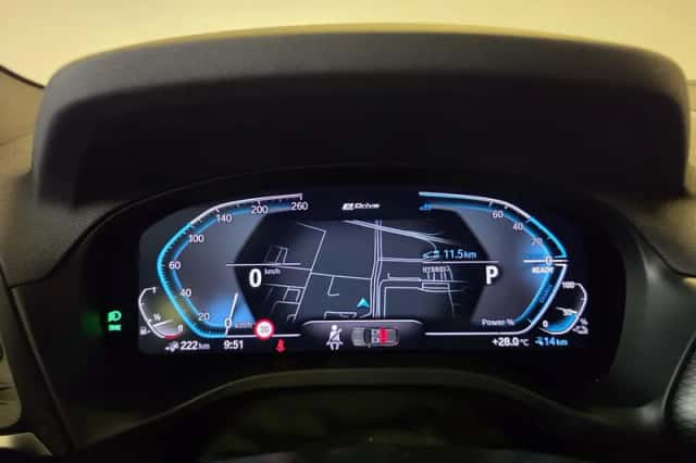 BMW X3 (2023) thumbnail 4