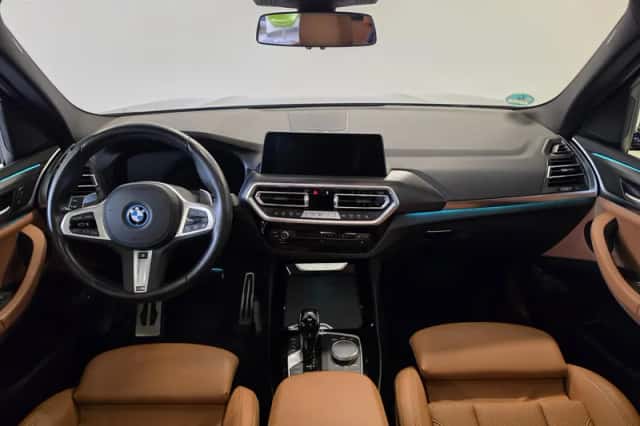BMW X3 (2023) thumbnail 3