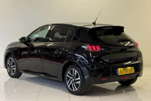Peugeot 208 (2023) thumbnail 6