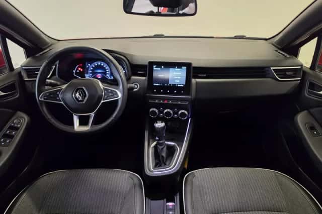 Renault Clio (2022) thumbnail 5