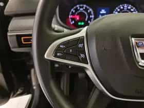 Dacia Sandero Stepway (2023) thumbnail 3