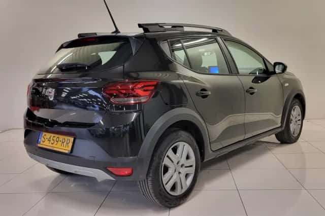 Dacia Sandero Stepway (2023) thumbnail 5