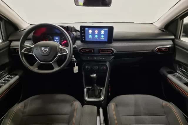Dacia Sandero Stepway (2023) thumbnail 6