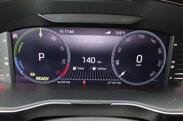 Škoda Superb (2023) thumbnail 3