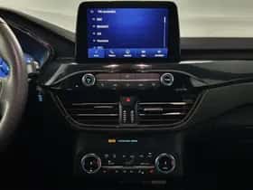 Ford Kuga (2022) thumbnail 12