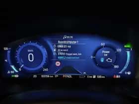 Ford Kuga (2022) thumbnail 4