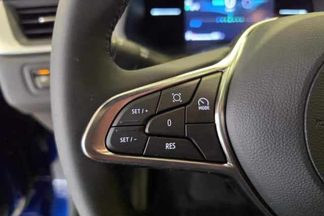 Mitsubishi Grandis (2026) thumbnail 4