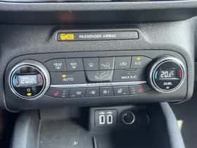 Ford Focus (2021) thumbnail 13