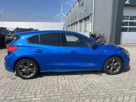 Ford Focus (2021) thumbnail 18