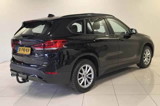 BMW X1 (2021) thumbnail 2