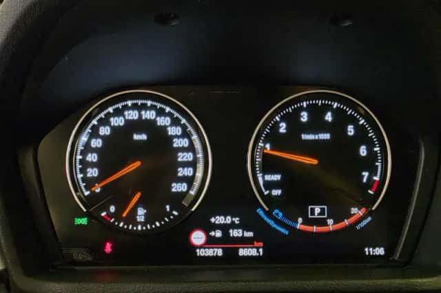 BMW X1 (2021) thumbnail 4