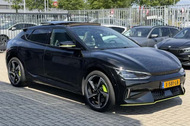 Kia EV6 (2023) thumbnail 5