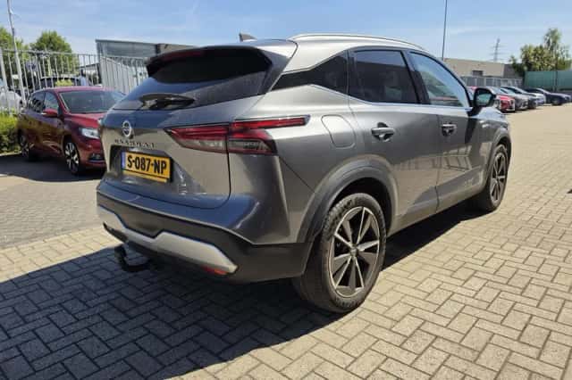 Nissan Qashqai (2022) thumbnail 5