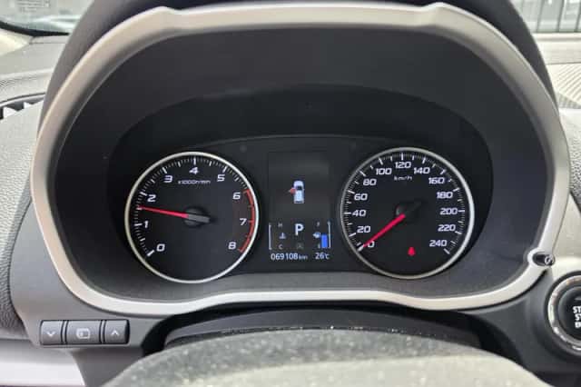 Mitsubishi Eclipse Cross (2018) thumbnail 4