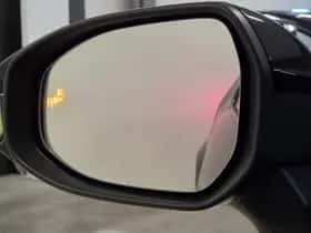 Toyota C-HR (2024) thumbnail 17