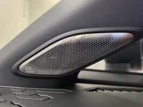Toyota C-HR (2024) thumbnail 3