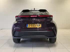 Toyota C-HR (2024) thumbnail 23