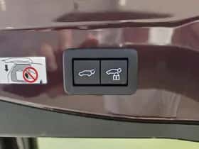 Toyota C-HR (2024) thumbnail 43