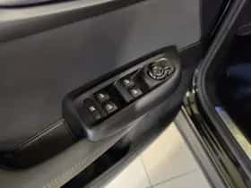 Alfa Romeo Tonale (2024) thumbnail 23