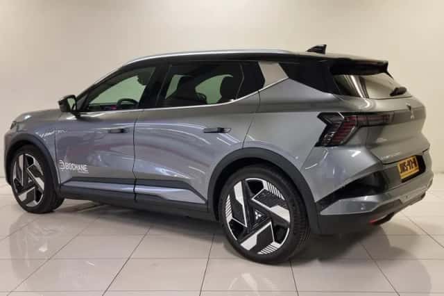 Mitsubishi Eclipse Cross (2025) thumbnail 6