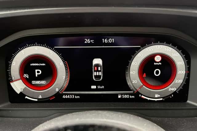 Nissan Qashqai (2022) thumbnail 4