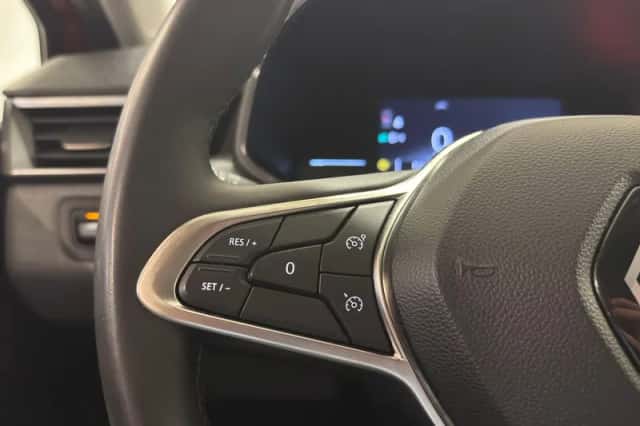 Renault Clio (2024) thumbnail 4