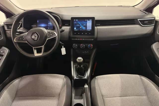 Renault Clio (2024) thumbnail 6
