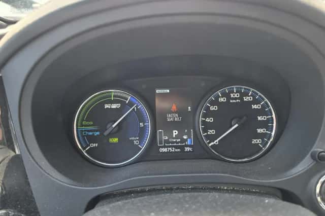 Mitsubishi Outlander (2019) thumbnail 6