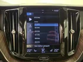 Volvo XC60 (2021) thumbnail 35
