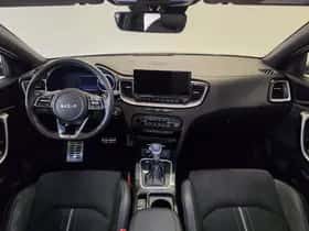 Kia Ceed Sportswagon (2023) thumbnail 3