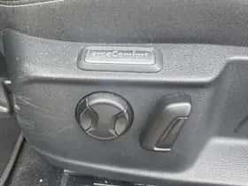 Volkswagen Passat (2023) thumbnail 33
