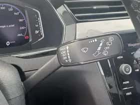Volkswagen Passat (2023) thumbnail 37