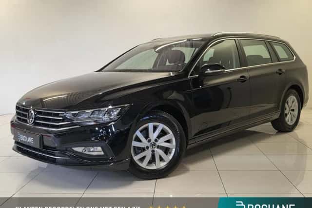 Volkswagen Passat (2023) thumbnail 1