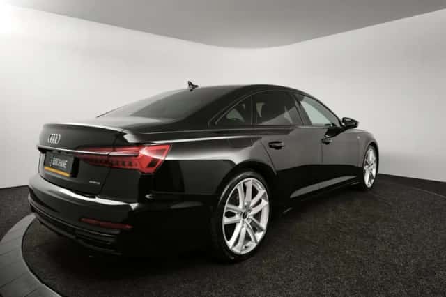 Audi A6 (2023) thumbnail 2