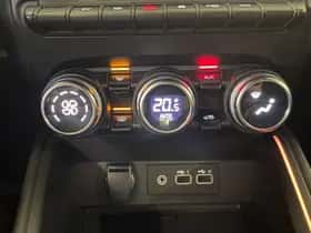 Renault Clio (2024) thumbnail 13