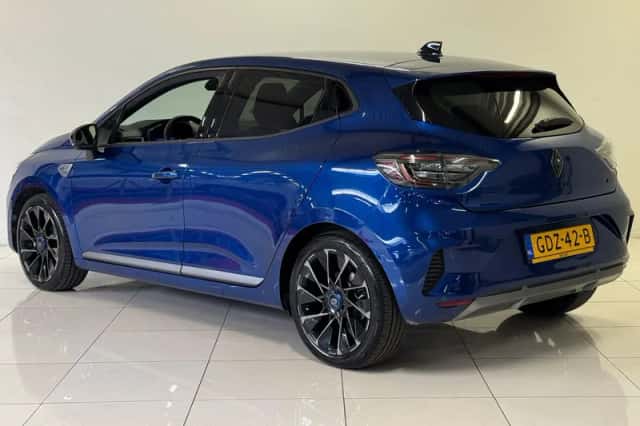 Renault Clio (2024) thumbnail 6