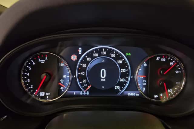 Opel Insignia (2018) thumbnail 6