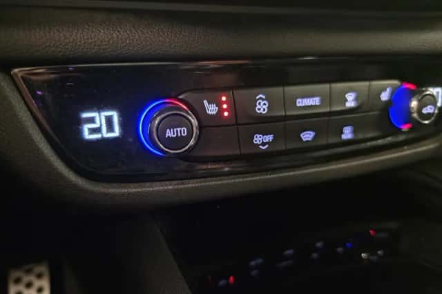 Opel Insignia (2018) thumbnail 3