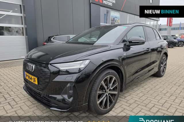 Audi Q4 e-tron (2022) thumbnail 1
