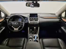Lexus NX (2015) thumbnail 6