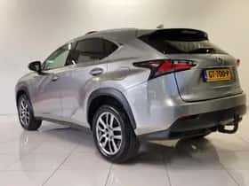 Lexus NX (2015) thumbnail 10