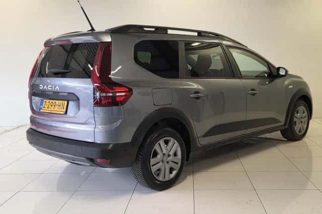 Dacia Jogger (2024) thumbnail 2