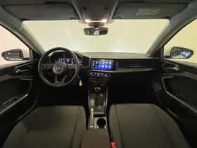 Audi A1 (2025) thumbnail 3