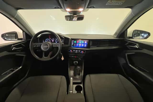 Audi A1 (2025) thumbnail 3