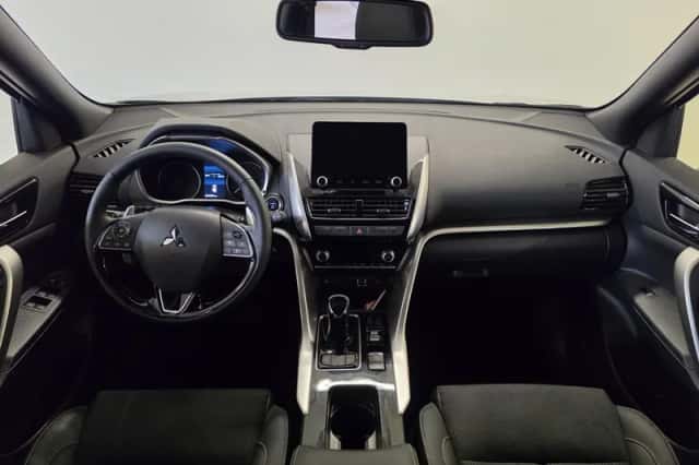 Mitsubishi Eclipse Cross (2025) thumbnail 3